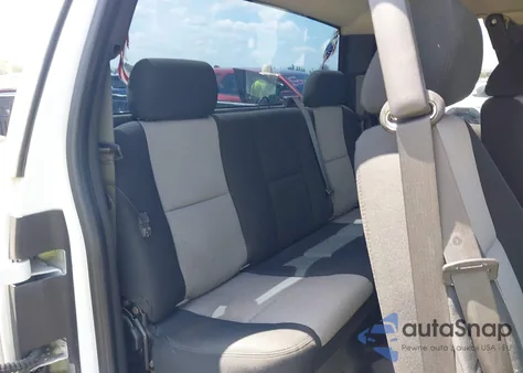 2008 Chevrolet Silverado 1500 Work Truck z USA, uszkodzony, nr VIN 1GCEC19X68Z113610